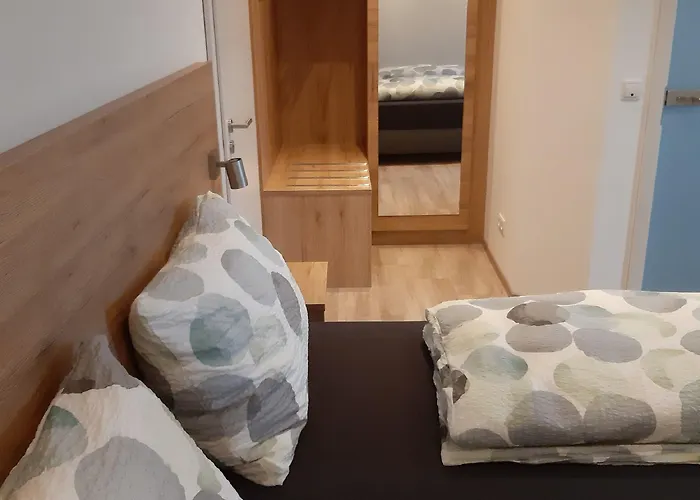 Gaestezimmer Duell 3* Dettelbach